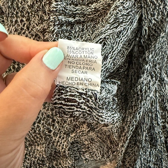 KEREN hart Black and White Textured Cardigan - Picture 5 of 10